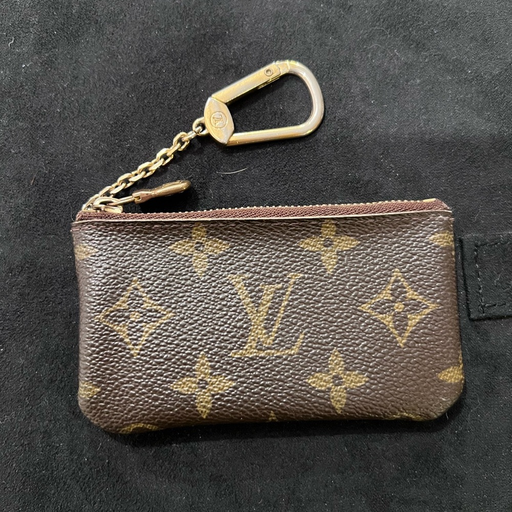 Louis Vuitton Brown Monogram Key Cles